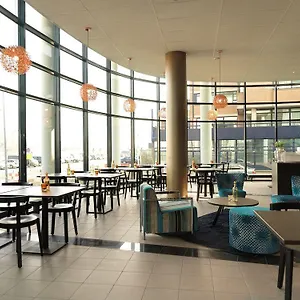 the-hague-teleport-hotel.thehaguehotels.net/